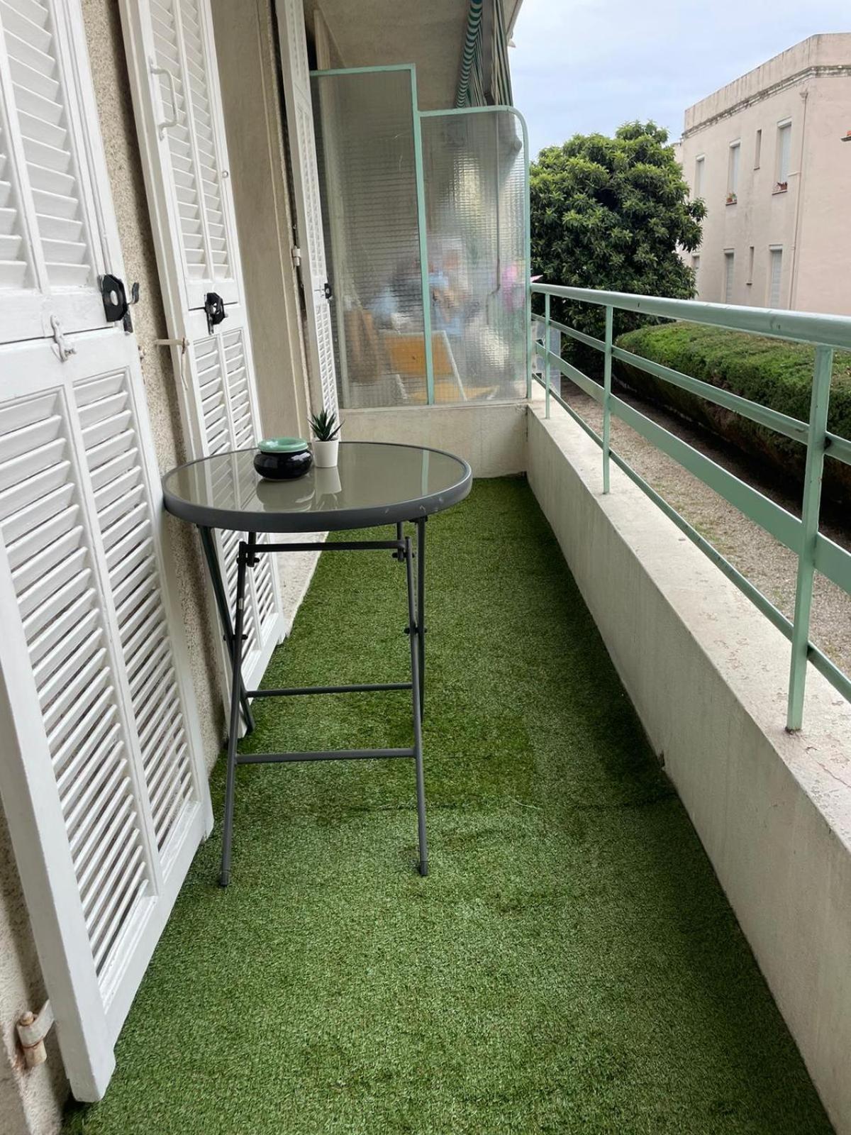 50M2 Climatise Proche Mer Nice Bagian luar foto